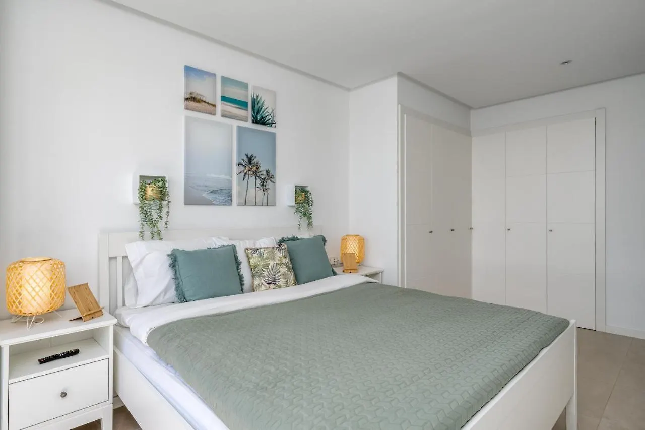 Luxurious Apartment With Pool And Gym El Higueron By Costarentals - Ref 149 Fuengirola Spanien